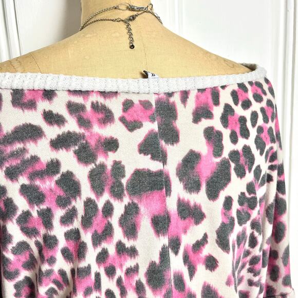 White Birtch Pink & White Leopard Print Long Sleeve Sweater Y2K Size L/XL - Picture 8 of 8